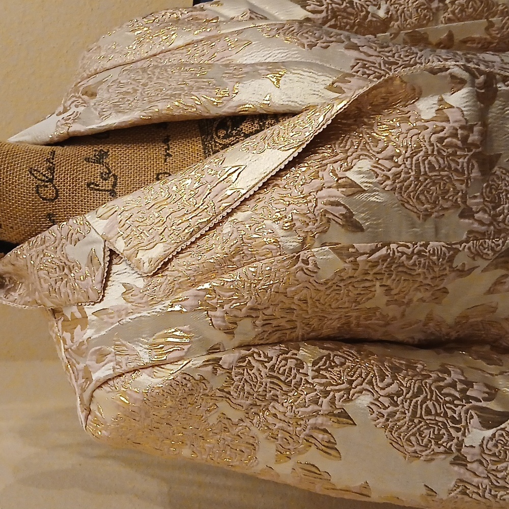 Brocade Blazer - Picture 2 of 4
